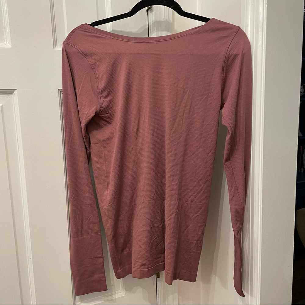 Lululemon Swiftly Speed Long Sleeve Flow